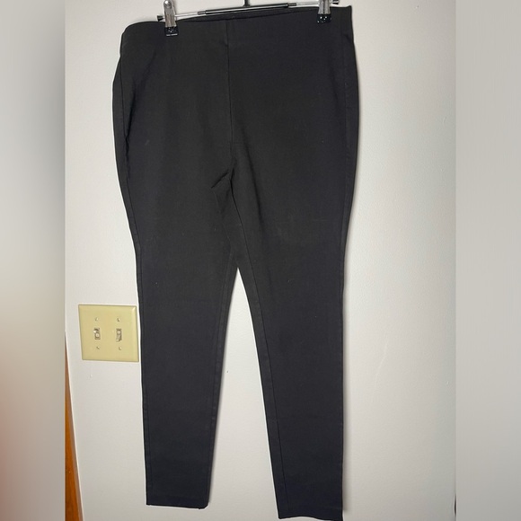 Closet Clear Out #34 Michael Kors Black Skinny Pants - Picture 1 of 2